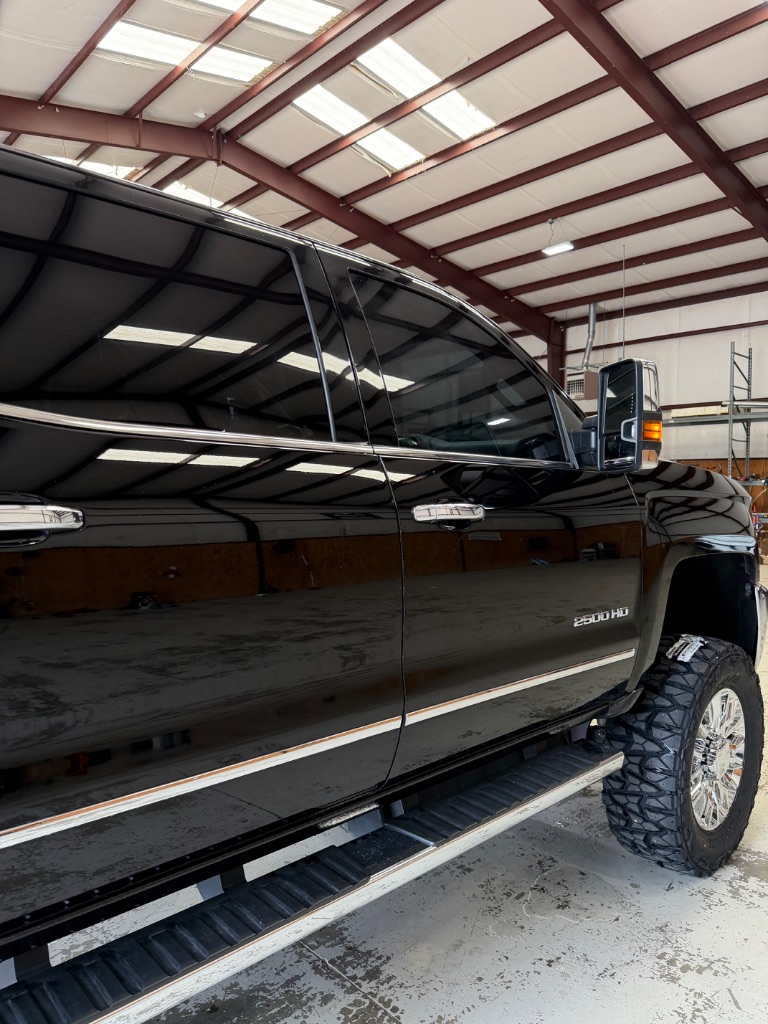 2017 Chevrolet Silverado 2500HD LTZ - Photo 7